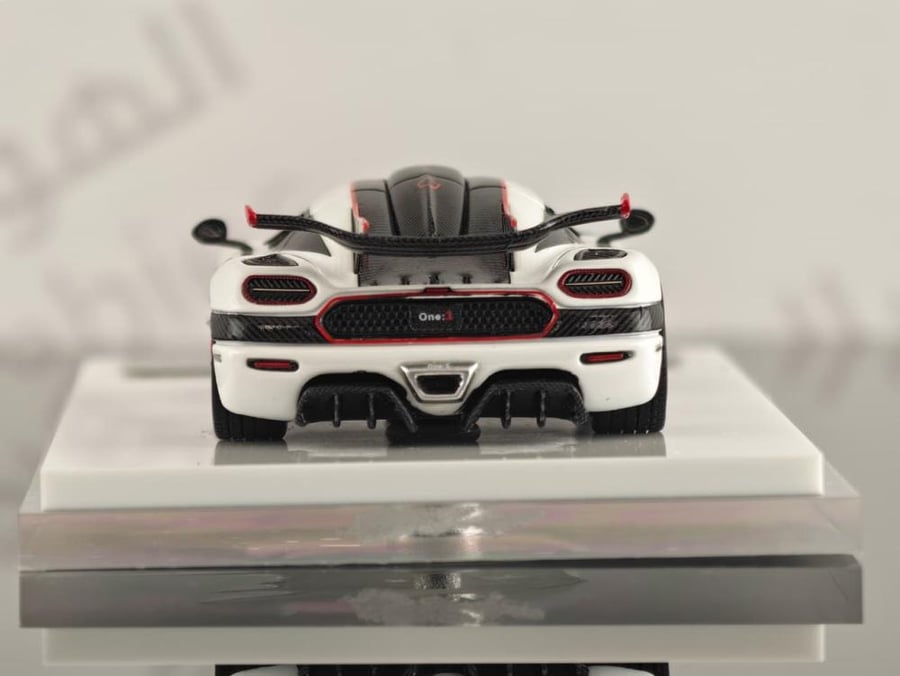 Koenigsegg One:1 White 1:64 CoolArtCollection CAC-ONE 1-6402
