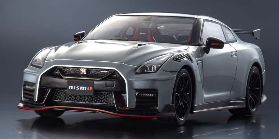 Nissan GT-R NISMO R35 Silver Limited to 700 1:18 SAMURAI Kyosho KSR18048S