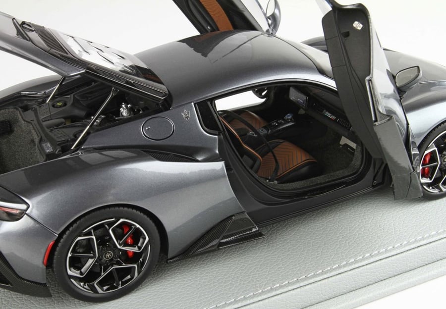 Maserati MC20 Grigio mistero - OFFERTA SPECIALE Grey 1:18 BBR HE180051FDIE LIMITED 100 PCS