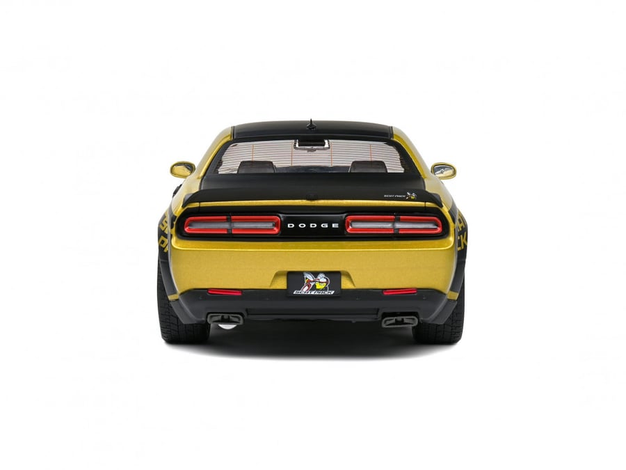 Dodge Challenger R/T Scat Pack Widebody Gold Black 1:18 Solido S1805707