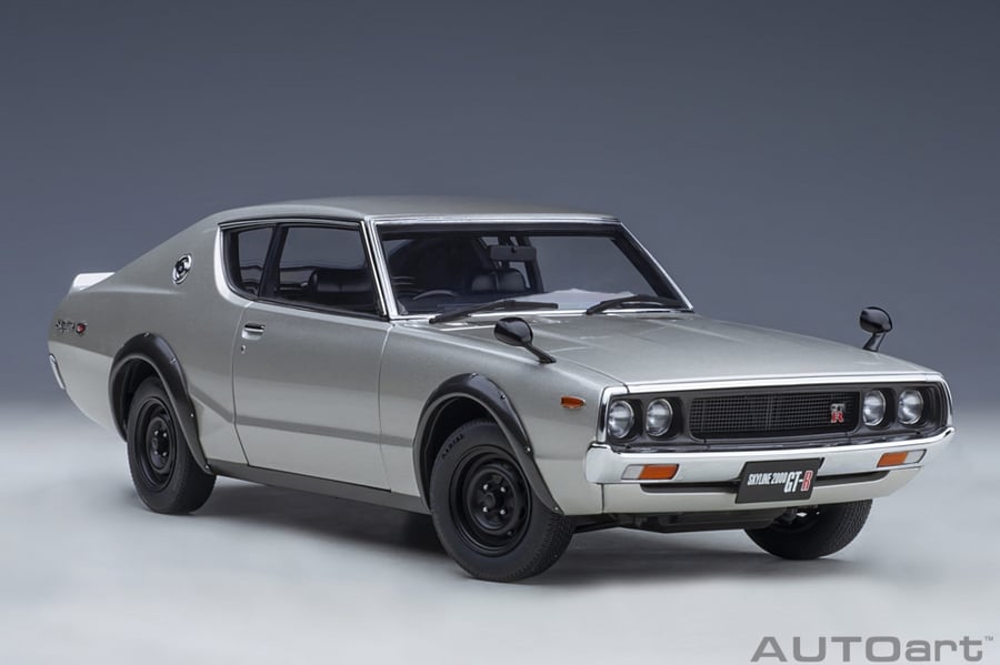 Nissan Skyline GT-R (KPGC110) Standard Version (Silver) 1:18 AUTOart 77471