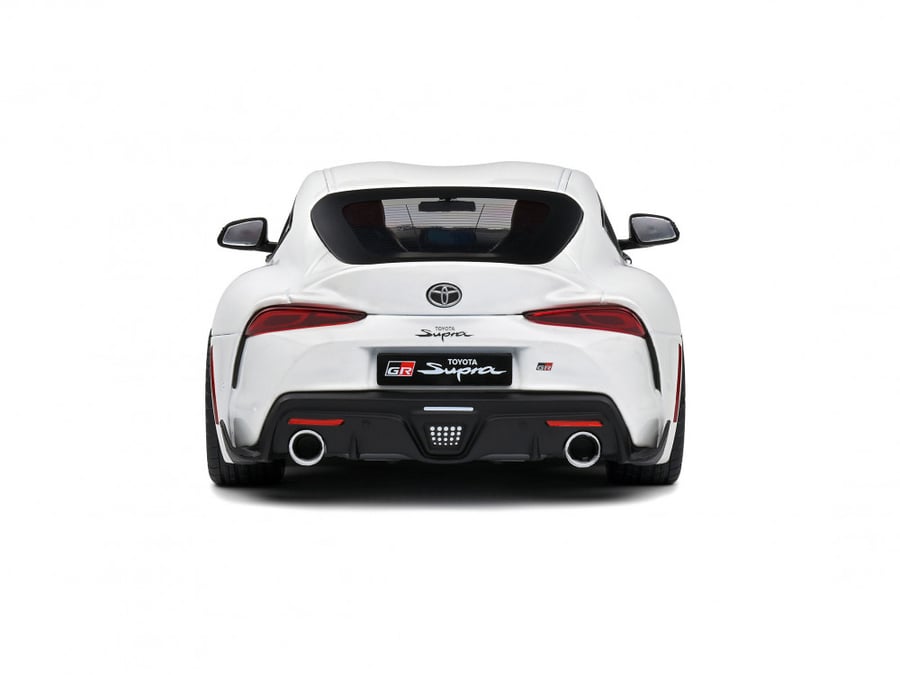 Toyota GR Supra White Pearl 1:18 Solido S1809002