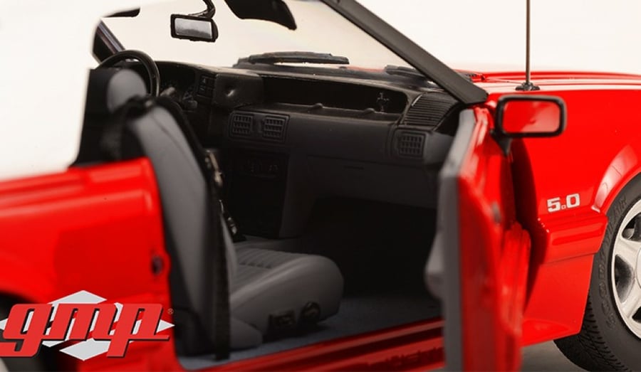 Axel Foley's 1991 Ford Mustang GT Convertible Beverly Hills Cop III (1994) 1:18 GMP 18998