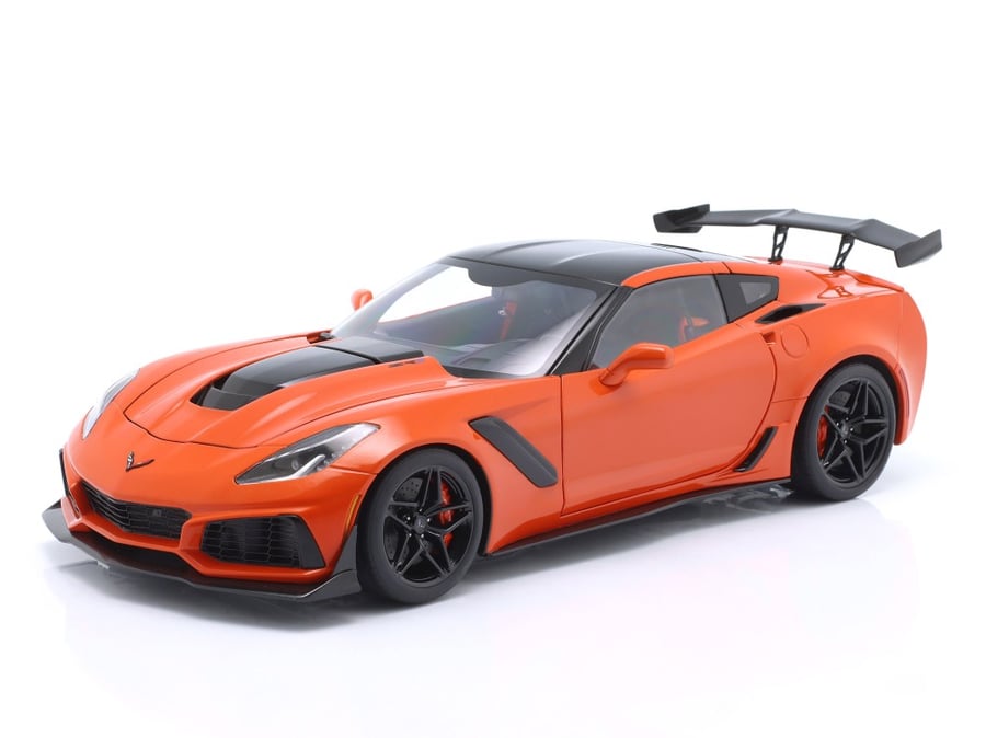Chevrolet Corvette C7 ZR1 Sebring Orange Tintcoat 1:18 AUTOart 71279
