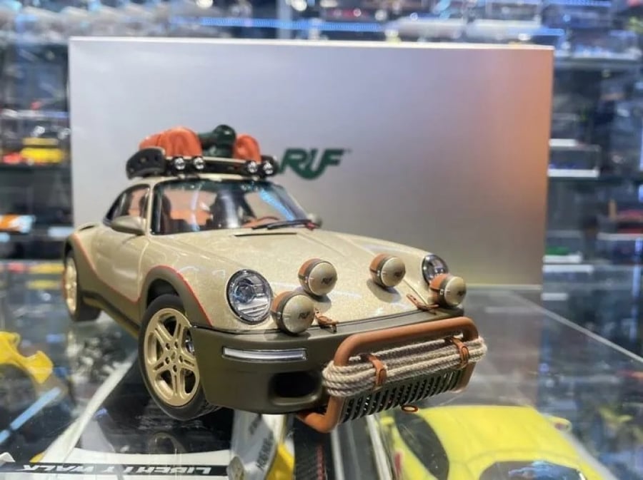 Porsche RUF Rodeo Gold Metallic 1:18 Almost Real 880101