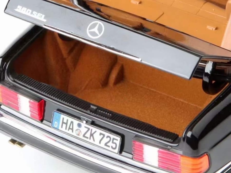 Mercedes-Benz 560 SEL 1989 Black Metallic with Brown Interior 1:18 Norev 183789