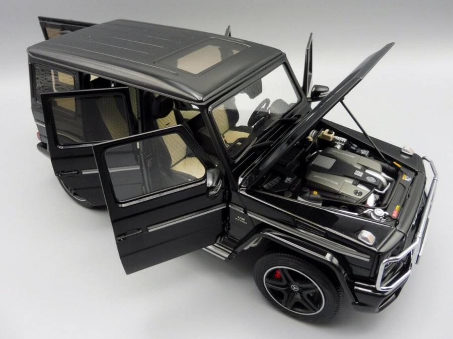 Mercedes-Benz AMG G63 W463 Obsidian Black 1:18 Almost Real 820603