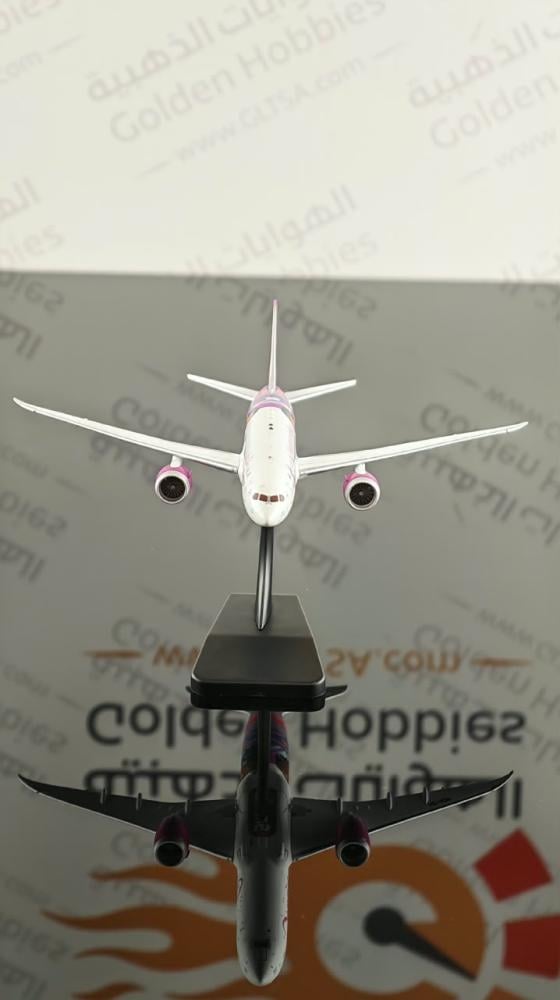 Saudia Boeing 787-9 Dreamliner "Welcome to Arabia" HZ-ARF 1:400 Aviation400 AV4424