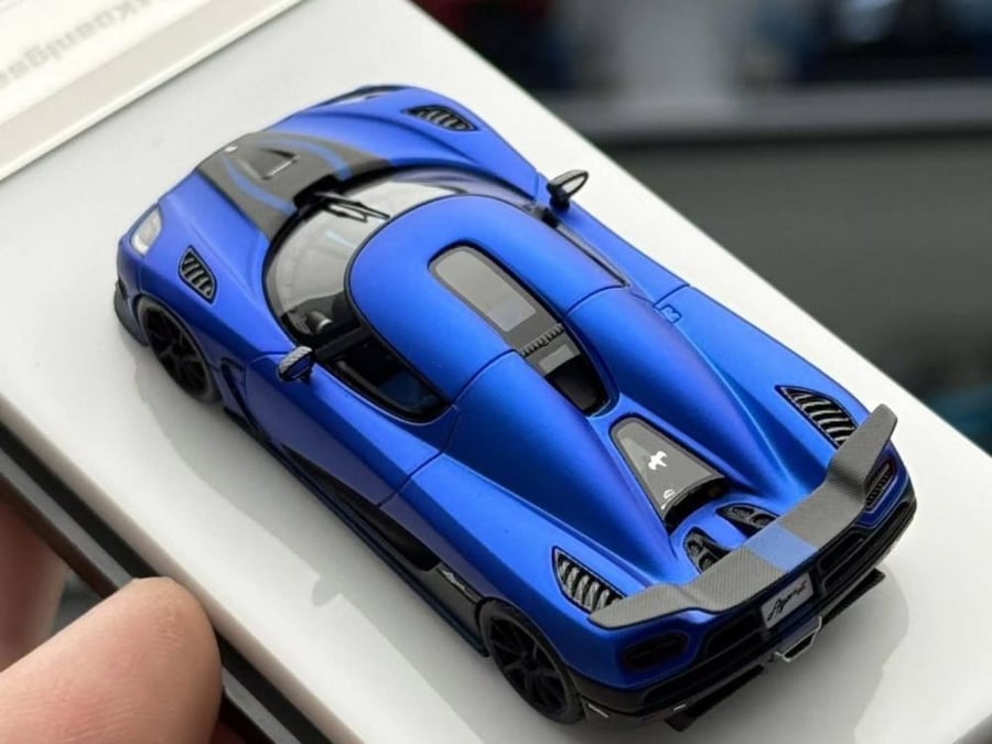 Koenigsegg Agera R Matte Imperial Blue 1:64 VMB VMB-Agera R 6405