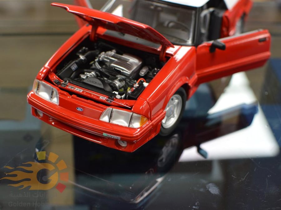 Axel Foley's 1991 Ford Mustang GT Convertible Beverly Hills Cop III (1994) 1:18 GMP 18998