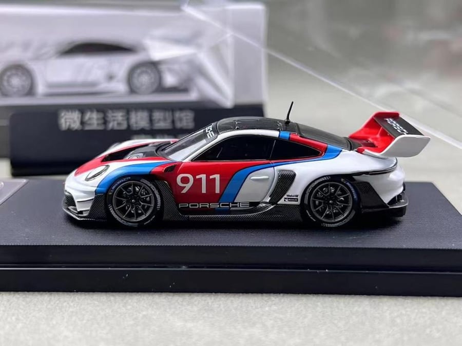 Porsche 911 (992) GT3 R Rennsport White 1:64 HKM Models
