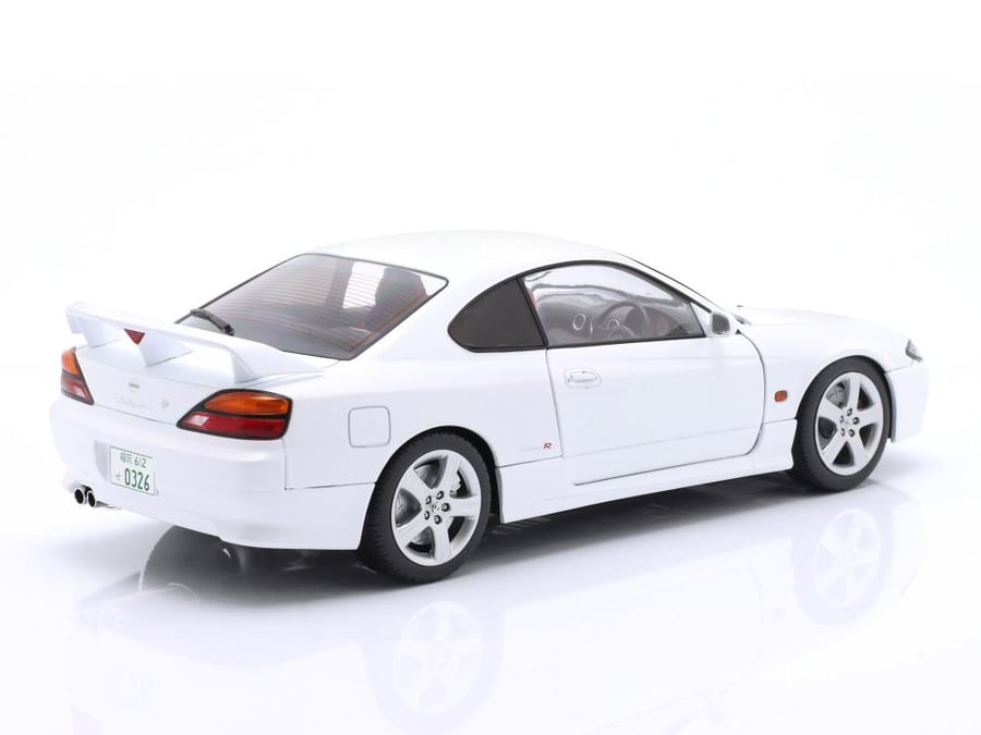 Nissan Silvia S15 Spec-R Aero 1999 Aspen White 1:18 Solido S1812201