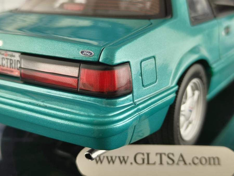 RARE Ford Mustang LX 5.0 1993 Calypso Green with Black Interior 1:18 ACME Exclusive 19004 LIMITED 630 PCS