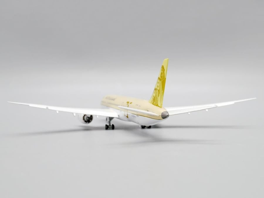 Saudi Arabian Airlines Boeing 787-9 75th Years Livery Flaps Down HZ-ARE 1:400 JC Wings LH4274A