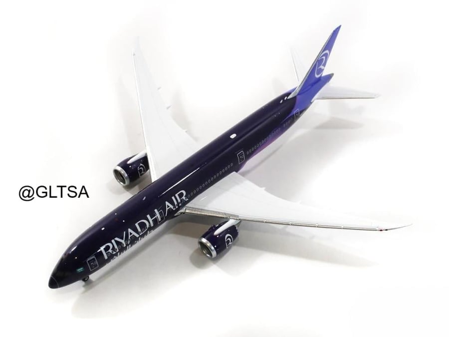 Riyadh Air Boeing 787-9 Dreamliner N8572C 1:400 Phoenix Models 11829