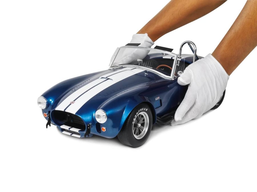 PRE-ORDER (4 Weeks) Shelby Cobra 427 S/C Roadster 1967 Blue Metallic with White Stripes 1:8 GT Spirit GTS800802 LIMITED 199 PCS