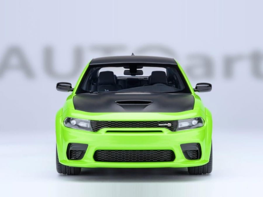 Dodge Charger SRT Scat Pack Widebody Sublime 1:18 AUTOart 71758