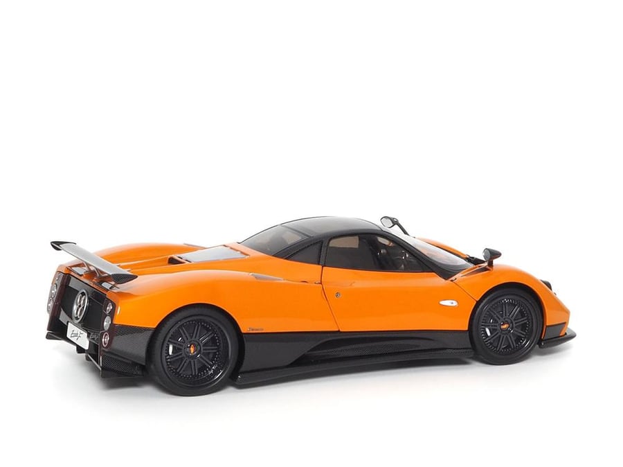 Pagani Zonda F Arancio St. Tropez 1:18 Almost Real 850409001 LIMITED 504 PCS