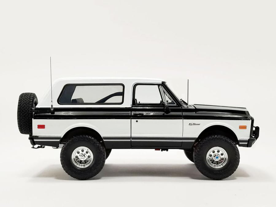 Chevrolet Blazer K5 1971 Classic Tuxedo Black & White Two Tone 1:18 ACME A1807716 LIMITED 396 PCS