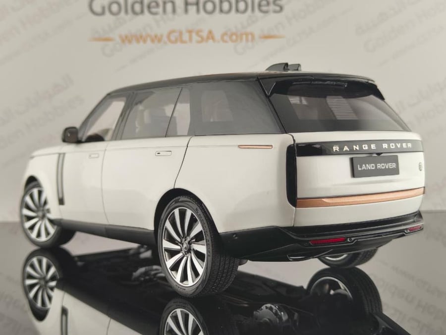 Land Rover Range Rover SV White with Black Roof 1:18 LCD Models LCD18017-BW