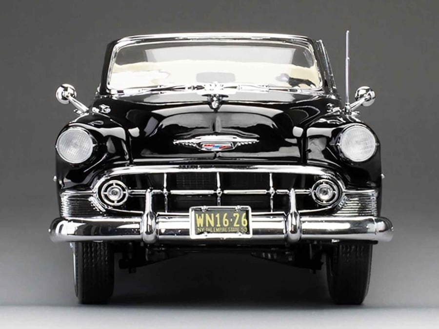 PRE-ORDER (3 Weeks) Chevrolet Bel Air Open Convertible 1953 Black 1:18 SunStar SS-1626