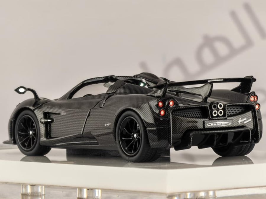 Pagani Huayra Black Carbon Fiber 1:64 HH Model 64HHM0005