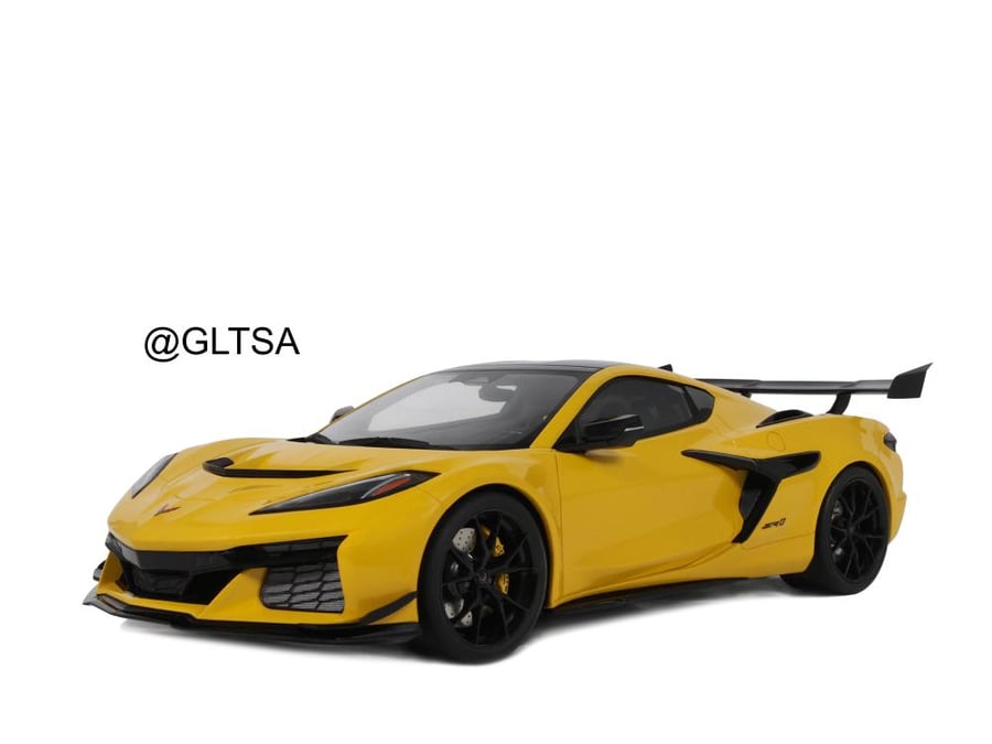 Chevrolet Corvette C8 ZR1 Competition Yellow 1:18 GT Spirit GT528 LIMITED 999 PCS