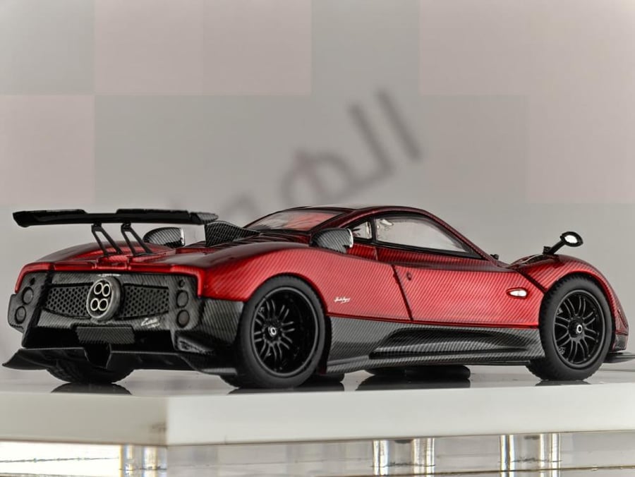 Pagani Zonda Red Carbon Fiber 1:64 HH Model 64HHM0004