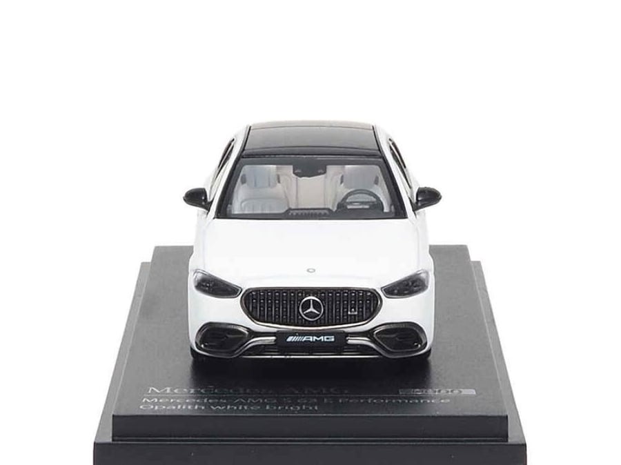 Mercedes-AMG S63 E Performance Opalith White Bright 1:64 Almost Real 620103001