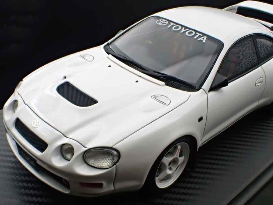 Toyota Celica GT-FOUR (ST205) White 1:18 Ignition Model IG3681
