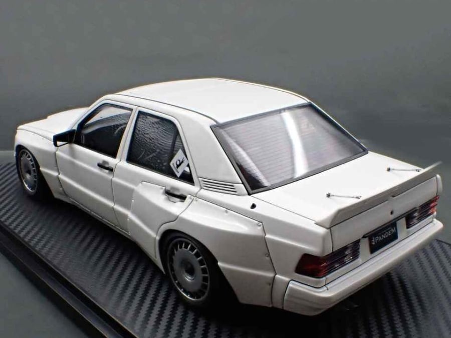 Mercedes-Benz 190 PANDEM White 1:18 Ignition Model IG3774