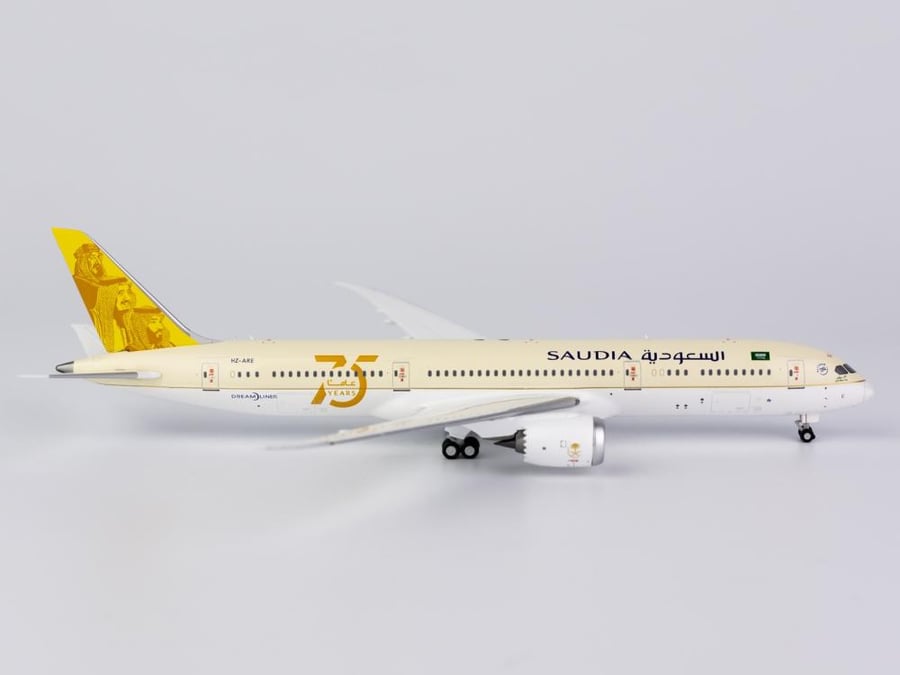 Saudi Arabian Airlines Boeing 787-9 75th Anniversary HZ-ARE 1:400 NG Models 55077