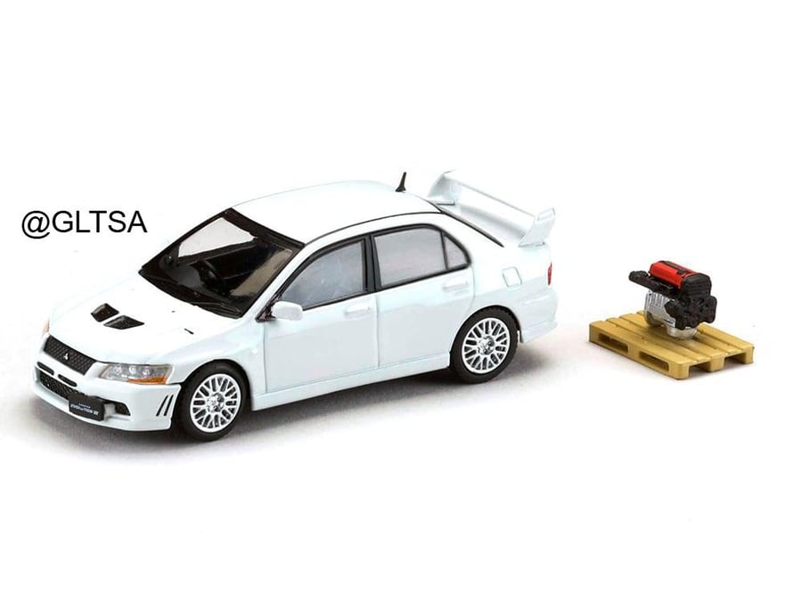 Mitsubishi Lancer GSR Evolution VII with Engine Display Model Scoria White 1:64 Hobby Japan HJ641054W