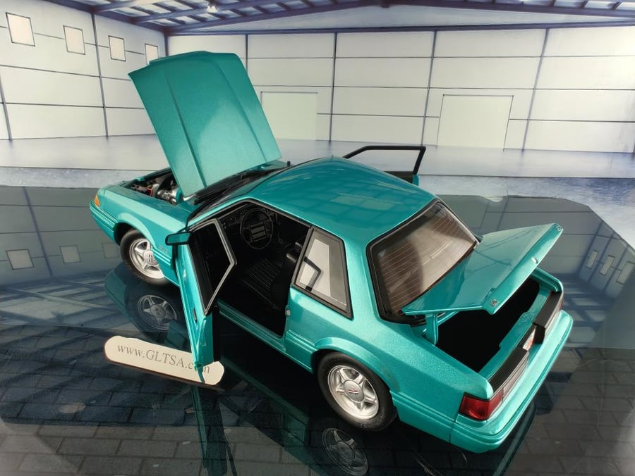 RARE Ford Mustang LX 5.0 1993 Calypso Green with Black Interior 1:18 ACME Exclusive 19004 LIMITED 630 PCS