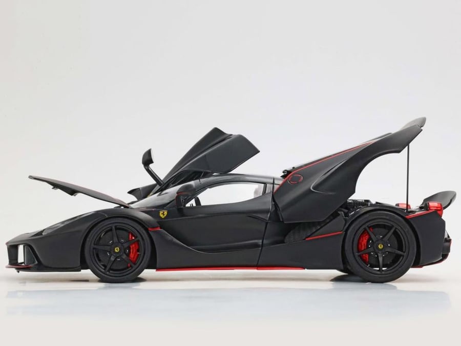 Ferrari LaFerrari Matt Black With Red Stripes Fernando Alonso, Real Carbon Base, Display Case Included 1:18 BBR BBR182239A LIMITED 200 PCS