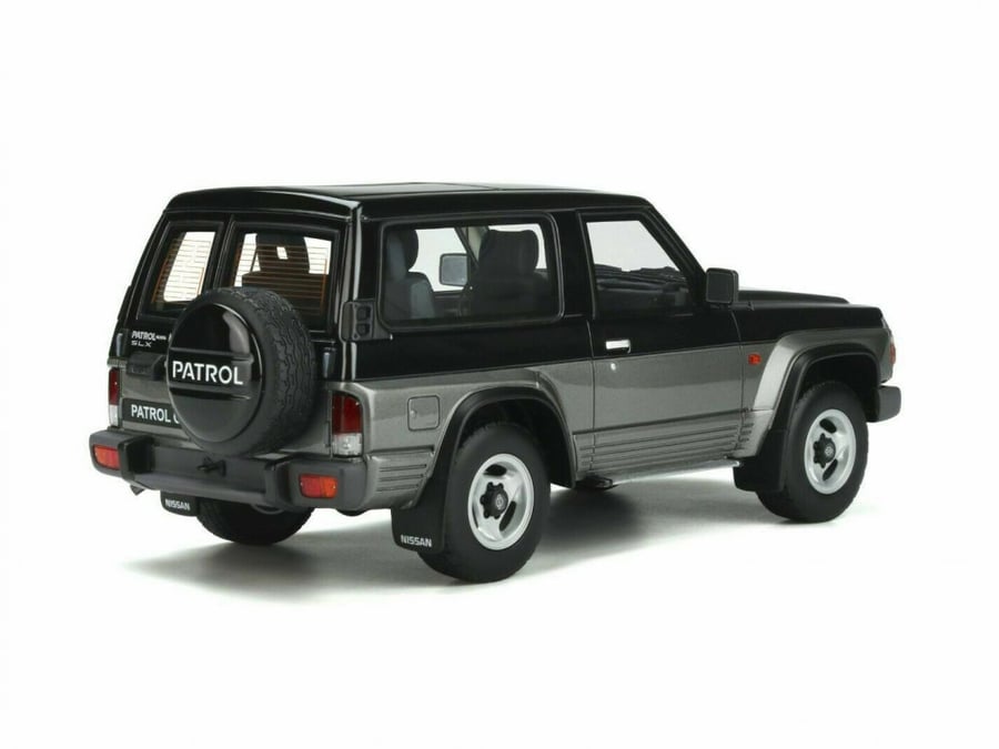 PRE-OWNED Nissan Patrol GR Black / Silver 1:18 Ottomobile OT898