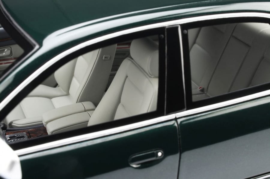 Audi S8 (D2) 4.2 V8 Green 1:18 OTTO OT916 LIMITED