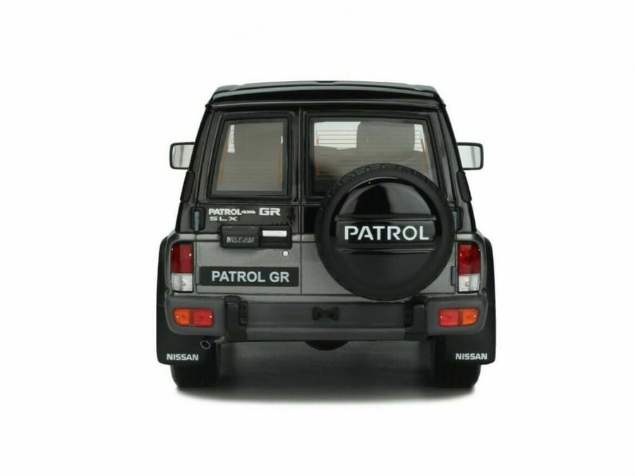 PRE-OWNED Nissan Patrol GR Black / Silver 1:18 Ottomobile OT898