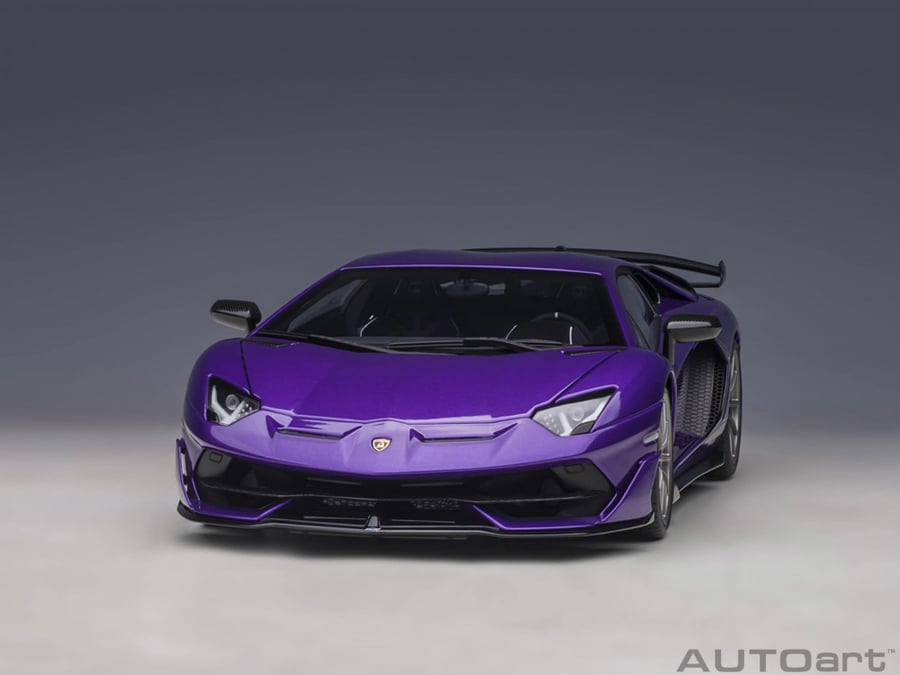 Lamborghini Aventador SVJ Viola Pasifae 1:18 AUTOart 79179