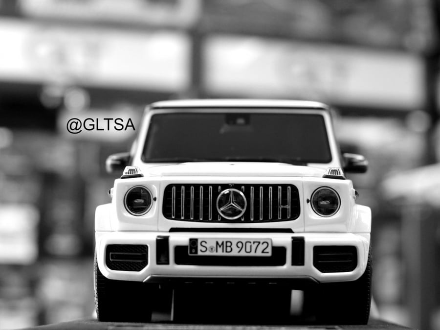 RARE Mercedes-Benz AMG G63 White 1:18 MotorHelix MH018GLW LIMITED 99 PCS