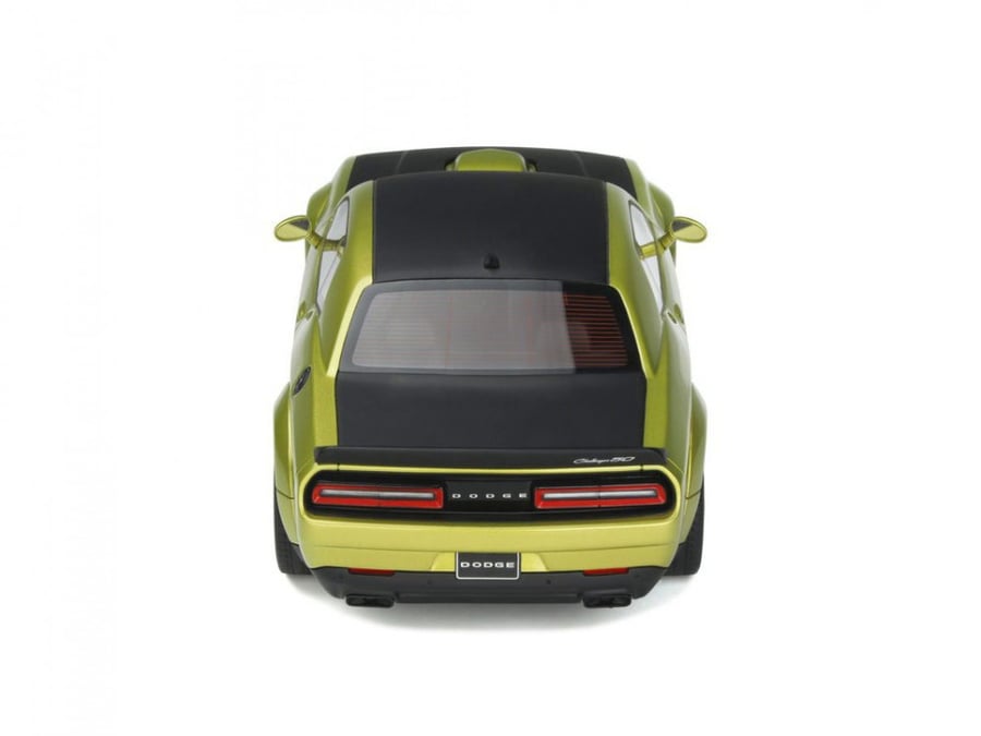 Dodge Challenger R/T Scat Pack Widebody 50th Anniversary Green 1:18 GT Spirit GT411 LIMITED 999 PCS