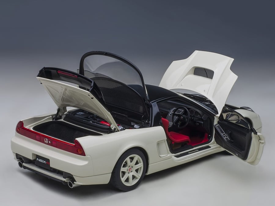 PRE-OWNED Honda NSX-R (NA2) Championship White 1:18 AUTOart 73219