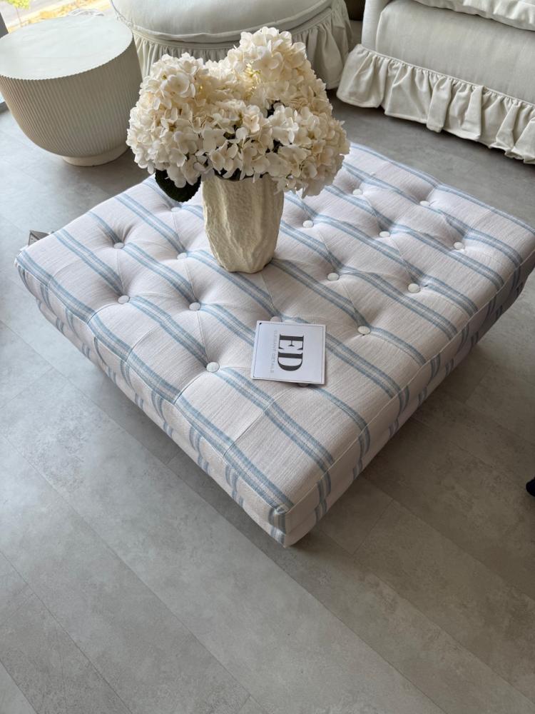 طاولة قماش