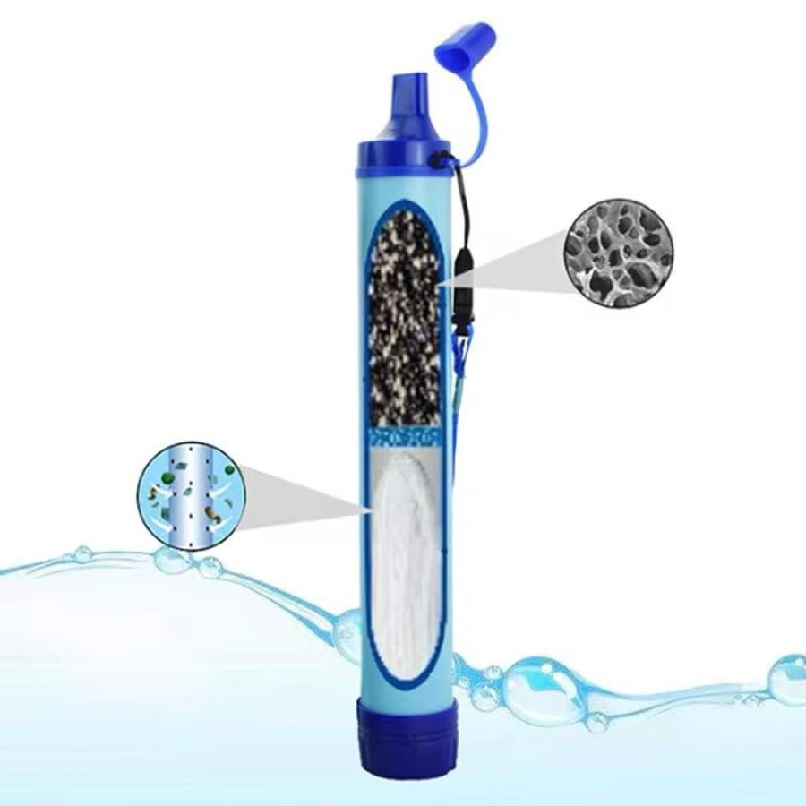 Handheld water purifier with filter straw أداة تنقية مياه يدوية