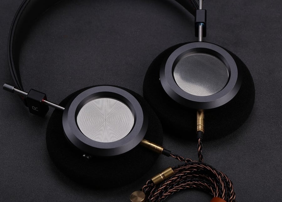 سماعة رأس سلكية HiFi فوق الأذن مفتوحة من الخلف مزودة بمجموعة كاملة من المعدن صوت عالي الجودة