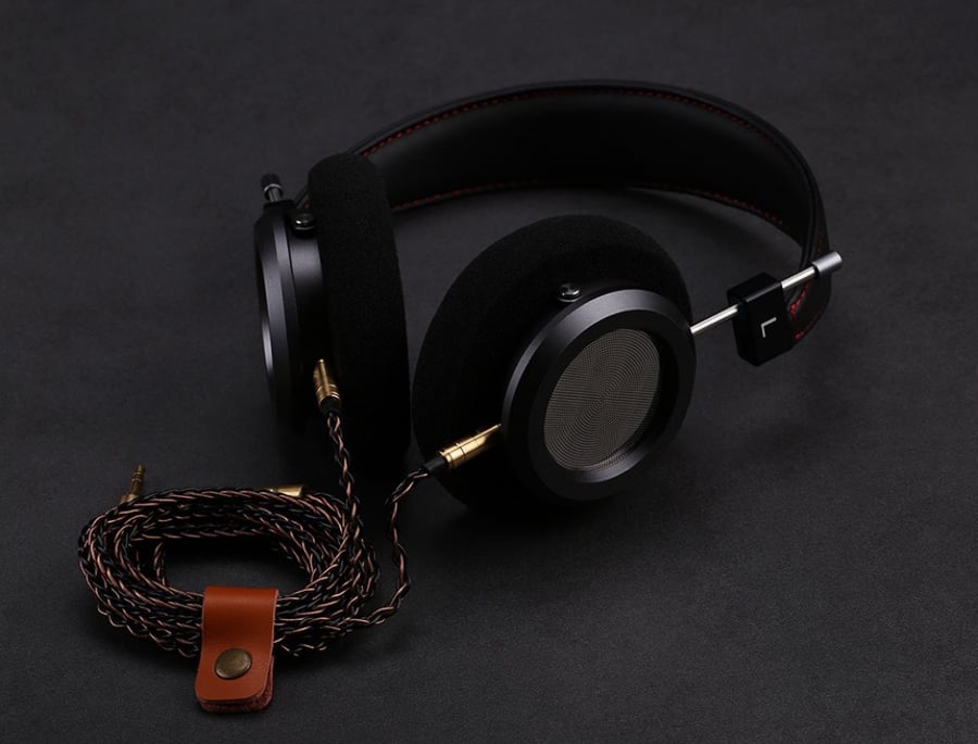 سماعة رأس سلكية HiFi فوق الأذن مفتوحة من الخلف مزودة بمجموعة كاملة من المعدن صوت عالي الجودة