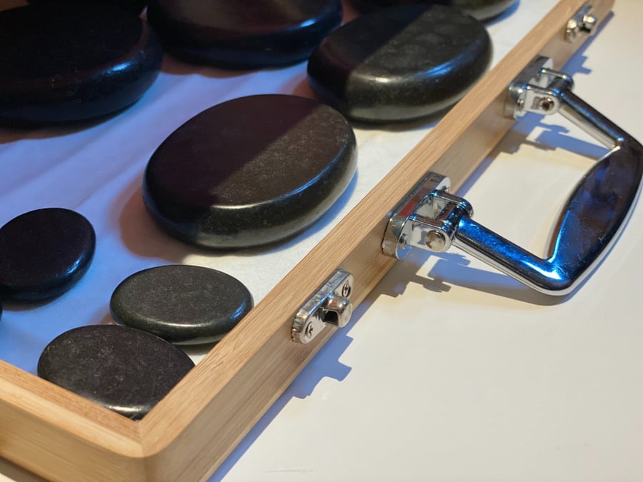 Bamboo heating bag (massage stones) with 16 pieces of basalt stones
