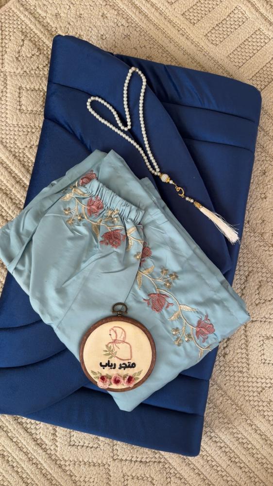 طقم صلاة + سجاد  مع  شرشف  مرد ربطة