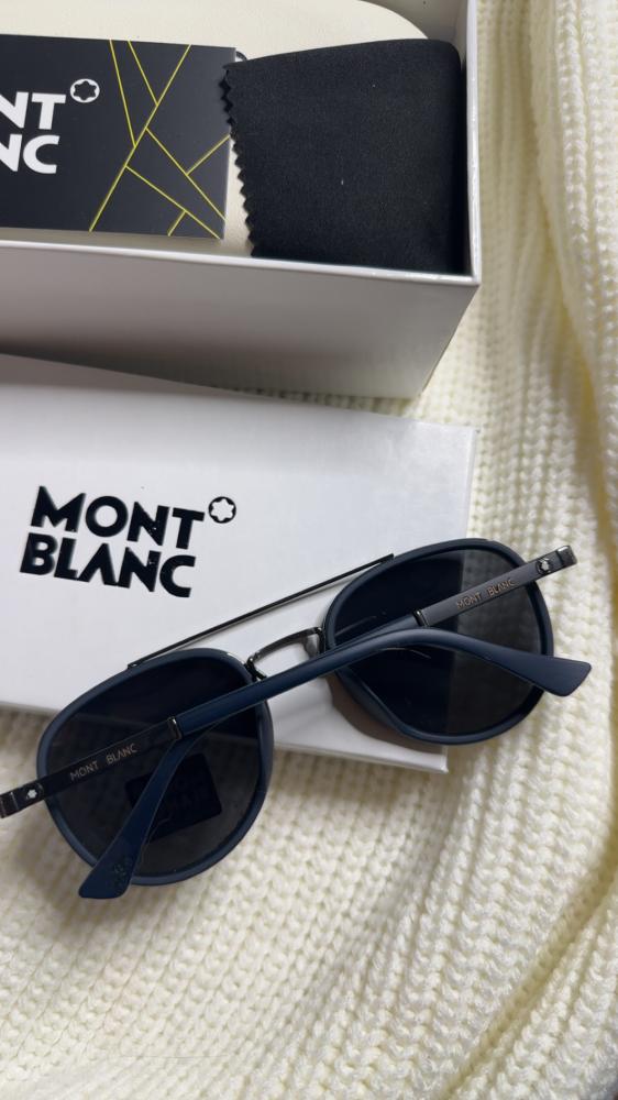 Montblanc glasses very luxurious with accessories