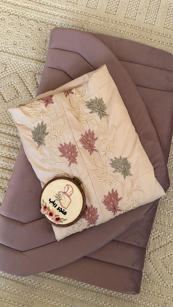 Prayer set + carpet with zip cover closed